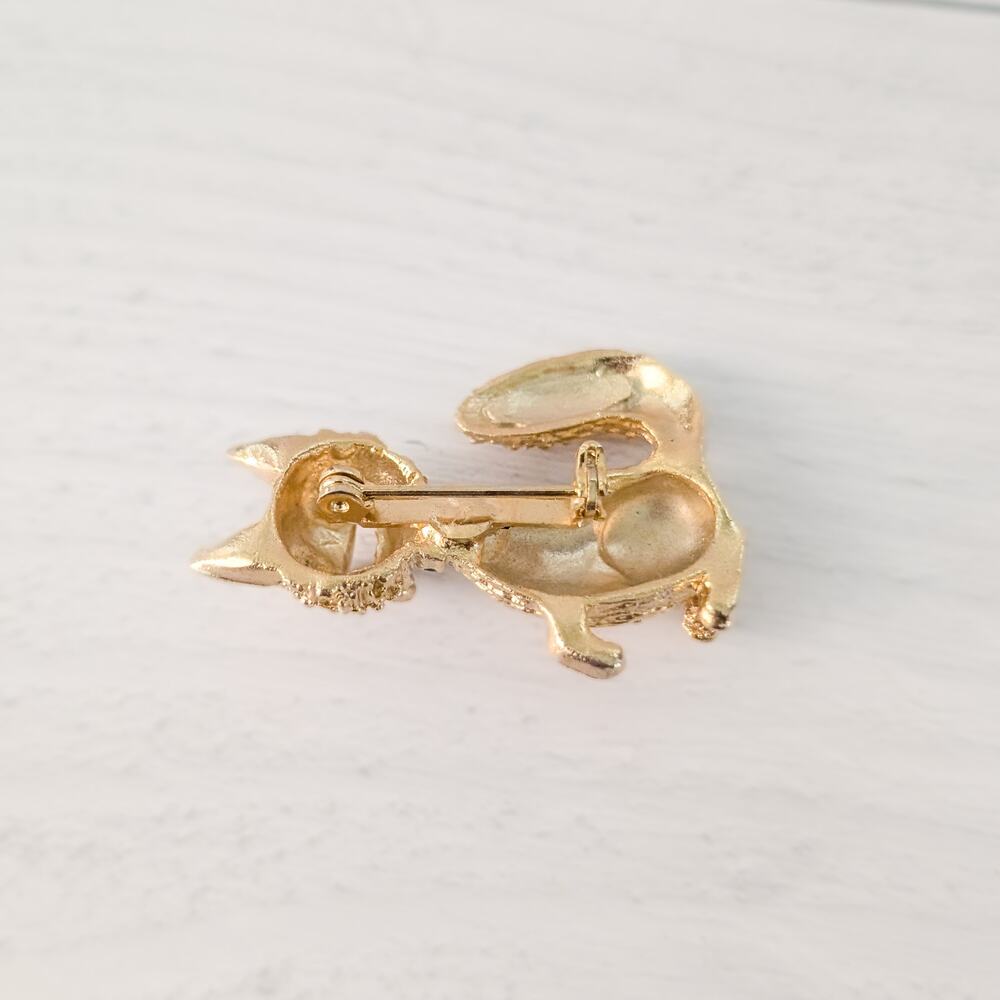 Vintage Brooch / Vintage Pin Gold Tone Fox Brooch - Cute - Picture 8 of 8